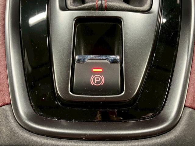 レヴォーグ ＳＴＩスポーツ　ＥＸ　（禁煙車）（メーカーナビ）（赤黒革シート）（パワーシート）（シートヒーター）（ＳＴＩマフラー）（レーダークルーズ）（コーナーセンサー）（ビルトインＥＴＣ）（全周囲モニター）（純正１８インチＡＷ）（30枚目）