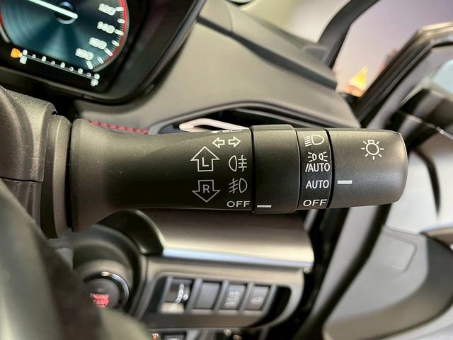 レヴォーグ ＳＴＩスポーツ　ＥＸ　（禁煙車）（メーカーナビ）（赤黒革シート）（パワーシート）（シートヒーター）（ＳＴＩマフラー）（レーダークルーズ）（コーナーセンサー）（ビルトインＥＴＣ）（全周囲モニター）（純正１８インチＡＷ）（56枚目）