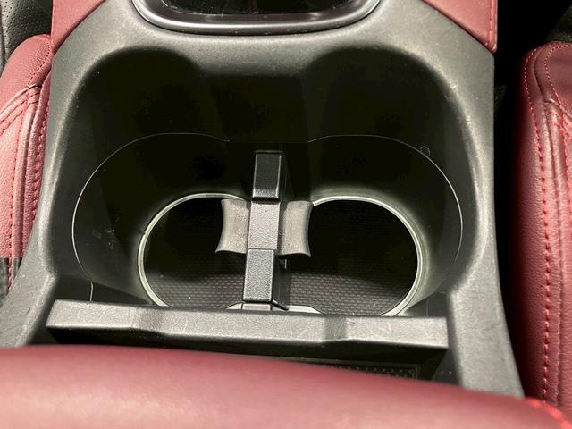 レヴォーグ ＳＴＩスポーツ　ＥＸ　（禁煙車）（メーカーナビ）（赤黒革シート）（パワーシート）（シートヒーター）（ＳＴＩマフラー）（レーダークルーズ）（コーナーセンサー）（ビルトインＥＴＣ）（全周囲モニター）（純正１８インチＡＷ）（61枚目）