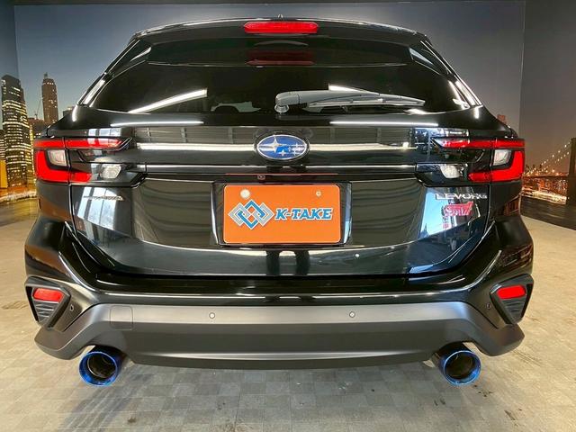 レヴォーグ ＳＴＩスポーツ　（禁煙車）（ワンオーナー）（赤＆黒本革シート）（純正９インチナビ）（ガナドール製マフラー）（ａｐｐｌｅ　ＣａｒＰｌａｙ）（アイサイト）（レーダークルーズ）（ＥＴＣ）（ＷｅｄｓＳｐｏｒｔ１８インチＡＷ）（24枚目）