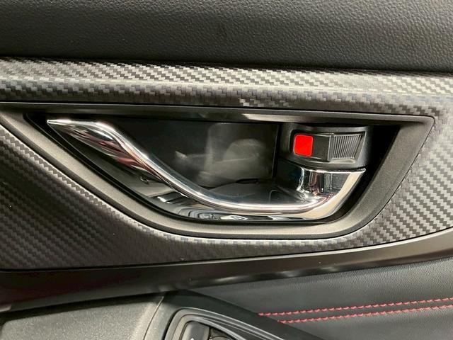 レヴォーグ ＳＴＩスポーツ　（禁煙車）（ワンオーナー）（赤＆黒本革シート）（純正９インチナビ）（ガナドール製マフラー）（ａｐｐｌｅ　ＣａｒＰｌａｙ）（アイサイト）（レーダークルーズ）（ＥＴＣ）（ＷｅｄｓＳｐｏｒｔ１８インチＡＷ）（40枚目）