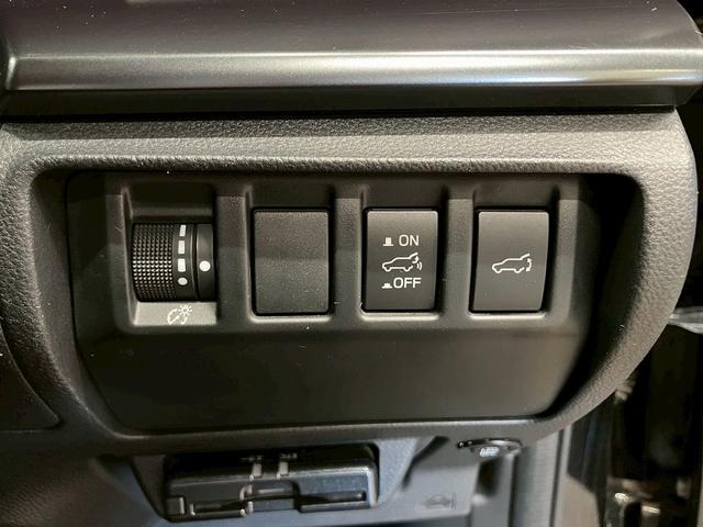 レヴォーグ ＳＴＩスポーツ　（禁煙車）（ワンオーナー）（赤＆黒本革シート）（純正９インチナビ）（ガナドール製マフラー）（ａｐｐｌｅ　ＣａｒＰｌａｙ）（アイサイト）（レーダークルーズ）（ＥＴＣ）（ＷｅｄｓＳｐｏｒｔ１８インチＡＷ）（45枚目）