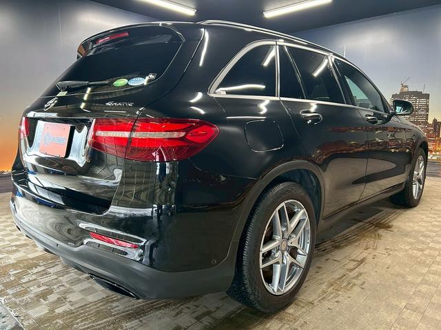 ＧＬＣ ＧＬＣ２５０　４マチックスポーツ（本革仕様）　（禁煙車）（サンルーフ）（黒本革シート）（シートヒーター）（全周囲モニター）（パワーシート）（パワーバックドア）（レーダークルーズ）（ビルトインＥＴＣ）（シートメモリー）（純正１９インチＡＷ）（24枚目）