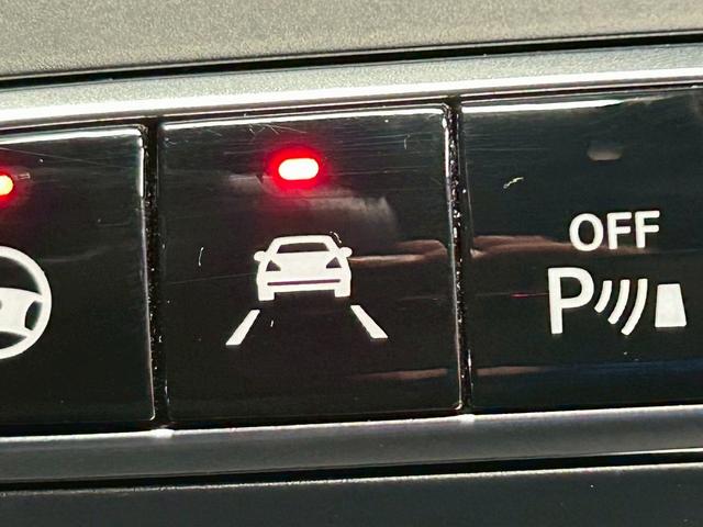 ＧＬＣ ＧＬＣ２５０　４マチックスポーツ（本革仕様）　（禁煙車）（サンルーフ）（黒本革シート）（シートヒーター）（全周囲モニター）（パワーシート）（パワーバックドア）（レーダークルーズ）（ビルトインＥＴＣ）（シートメモリー）（純正１９インチＡＷ）（39枚目）