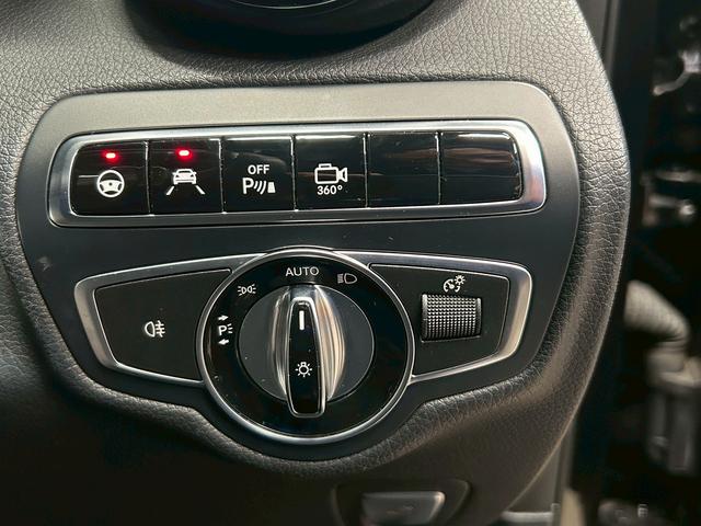 ＧＬＣ ＧＬＣ２５０　４マチックスポーツ（本革仕様）　（禁煙車）（サンルーフ）（黒本革シート）（シートヒーター）（全周囲モニター）（パワーシート）（パワーバックドア）（レーダークルーズ）（ビルトインＥＴＣ）（シートメモリー）（純正１９インチＡＷ）（60枚目）