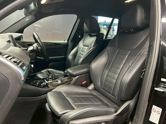 Ｘ３ ｘＤｒｉｖｅ　２０ｉ　（禁煙車）（黒本革シート）（メーカーＨＤＤナビ）（レーダークルーズ）（コーナーセンサー）（レーンアシスト）（アラウンドビューモニター）（シートメモリー）（シートヒーター）（純正１９インチＡＷ）（41枚目）