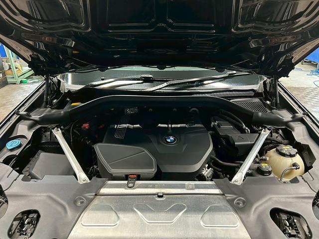 Ｘ３ ｘＤｒｉｖｅ　２０ｉ　（禁煙車）（黒本革シート）（メーカーＨＤＤナビ）（レーダークルーズ）（コーナーセンサー）（レーンアシスト）（アラウンドビューモニター）（シートメモリー）（シートヒーター）（純正１９インチＡＷ）（51枚目）