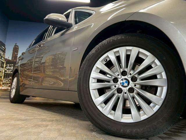 ２シリーズ ２１８ｄアクティブツアラー　ラグジュアリー　（禁煙車）（ブラウン本革シート）（メーカーメモリーナビ）（クルーズコントロール）（コーナーセンサー）（シートヒーター）（電動リアゲート）（バックカメラ）（ＥＴＣ）（純正１６インチＡＷ）（23枚目）