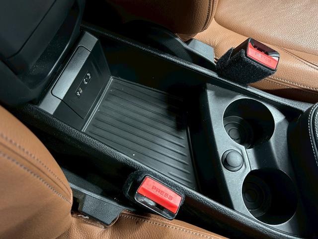 ２シリーズ ２１８ｄアクティブツアラー　ラグジュアリー　（禁煙車）（ブラウン本革シート）（メーカーメモリーナビ）（クルーズコントロール）（コーナーセンサー）（シートヒーター）（電動リアゲート）（バックカメラ）（ＥＴＣ）（純正１６インチＡＷ）（37枚目）