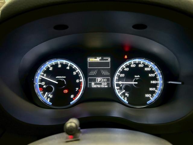 レヴォーグ １．６ＧＴアイサイト　Ｖスポーツ　アイサイト（禁煙車）（後期型）（ターボ）（４ＷＤ）（純正ＳＤナビ）（レーダークルーズコントロール）（シートヒーター）（パワーシート）（ＢＳＭ）（パドルシフト）（純正１８インチＡＷ）（29枚目）