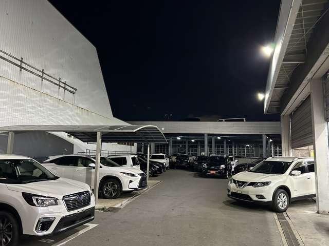 ��^�W����ɍ݌ɎԂ��P�O�O��K�͂̓W�����Ă���܂����S�V��Ή��i�J�E��ԁj�J�[�|�[�g���ݒu���Ă���܂��������ȃZ�[�������{���I�I���̗��C�����Ȃ��̎ԗ������I���Ď戵�����Ă���܂��B