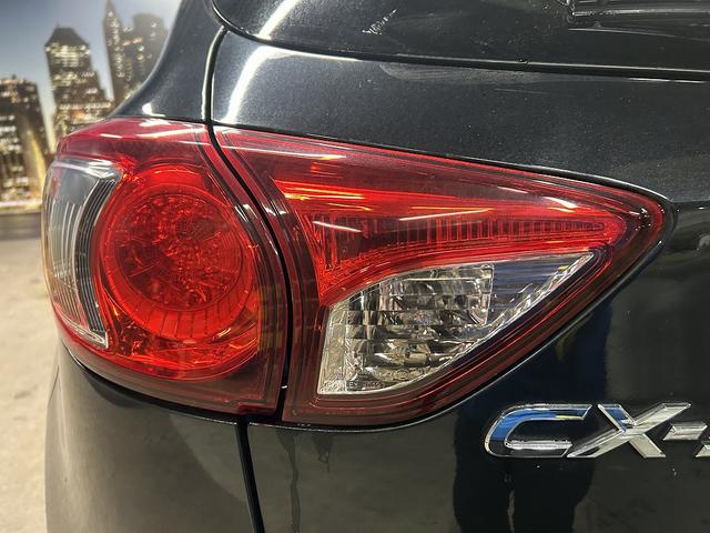 ＣＸ－５ ＸＤ　（禁煙車）（カロッツェリアナビ）（バックカメラ）（クルーズコントロール）（ＨＩＤ）（スマートキー）（フルセグ）（Ｂｌｕｅｔｏｏｔｈオーディオ）（ＥＴＣ）（ディーゼルターボ）（純正１７インチＡＷ）（69枚目）