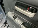 ベースグレード　（禁煙車）（４ＷＤ）（ツートンカラー）（Ｓｔｒａｄａナビ）（バックカメラ）（クリアランスソナー）（リアフォグ）（フルフラット）（キーレスエントリー）（ＥＴＣ）（純正１７インチ鉄チンホイール）（31枚目）