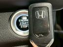 ハッチバック (禁煙車)(6速MT)(黒半革)(ホンダセンシング)(純正SDナビ)(LEDヘッドライト)(フロントフォグ)(バックカメラ)(プッシュスタート&スマートキー)(パワーシート)(純正18インチAW)(31枚目)