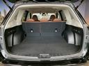 トランクスペースも充分な広さがございます。ゴルフバッグも収納可能です。