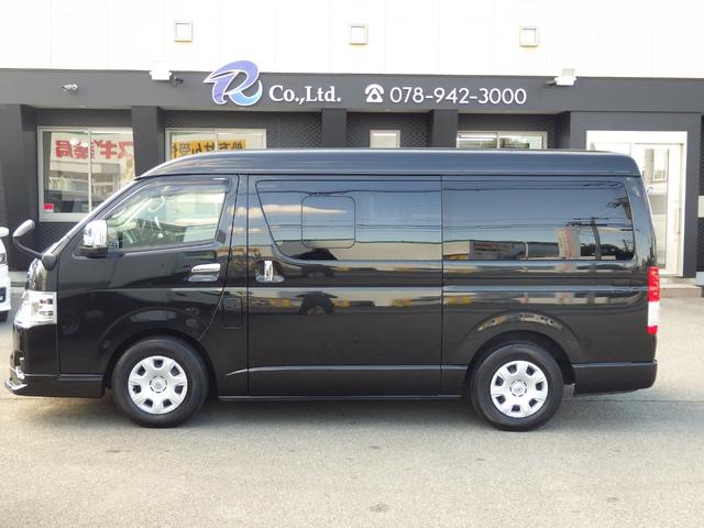 ハイエースワゴン ＧＬファインテックツアラー・１１インチナビ／フルセグＴＶ　アルパイン１１インチナビ／フルセグＴＶ・全方位カメラ・デジタルインナーミラー・両側パワースライドドア・１２．８インチフリップダウンモニター・レザー調シートカバー・ドライブレコーダー前後・ブルートゥース（4枚目）