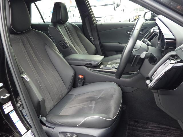 クラウンハイブリッド RSアドバンス Four・TRDエアロ・ナビTV・PCS 4WD TRDエアロ メーカーナビ フルセグ バックカメラ デジタルインナーミラー ヘッドアップディスプレイ プリクラッシュセーフティー BSM レーダークルーズ LTA ハーフレザーシート ETC(31枚目)