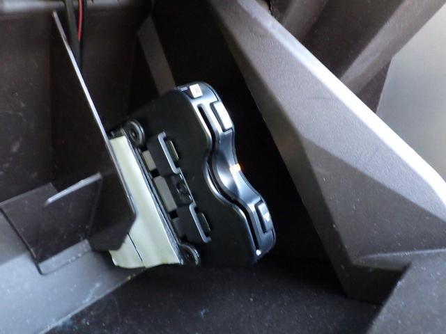 コペン ローブ・電動オープン・5速MT・ナビ・ETC 電動オープン・5速マニュアル・カロッツェリアナビ・16インチアルミ・Pivotブースト計・LEDヘッドライト・プッシュスタート・スマートキー・シートヒーター・ステアリングリモコン・フォグランプ・ETC(24枚目)