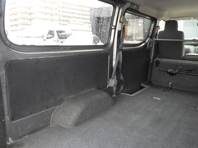 ＮＶ３５０キャラバンバン ロングＤＸ・６人乗り・積載１．２ｔ・４ナンバー・エマブレ　ワンオーナー・純正オーディオ・ＥＴＣ・両側スライドドア・横滑り防止装置・キーレス・電格ミラー・ウィンカーミラー・エアバッグ・ＡＢＳ・ドアバイザー・フロアマット・ＡＴ・６人乗り・積載量１２００ｋｇ（23枚目）