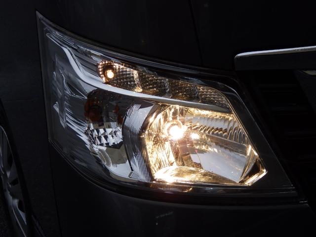 ＮＶ３５０キャラバンバン ロングＤＸ・６人乗り・積載１．２ｔ・４ナンバー・エマブレ　ワンオーナー・純正オーディオ・ＥＴＣ・両側スライドドア・横滑り防止装置・キーレス・電格ミラー・ウィンカーミラー・エアバッグ・ＡＢＳ・ドアバイザー・フロアマット・ＡＴ・６人乗り・積載量１２００ｋｇ（29枚目）