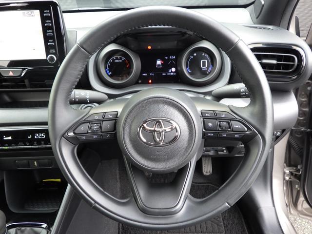 ヤリス Ｇ　６速マニュアル・１６インチアルミ・純正ナビ・バックカメラ　６速マニュアル・１６インチアルミ・ディスプレイオーディオ・純正ナビ・バックカメラ・レーダークルーズコントロール・オートマチックハイビーム・ブルートゥース・ステアリングリモコン・ＵＳＢポート（14枚目）