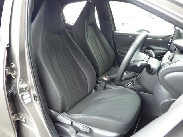 ヤリス Ｇ　６速マニュアル・１６インチアルミ・純正ナビ・バックカメラ　６速マニュアル・１６インチアルミ・ディスプレイオーディオ・純正ナビ・バックカメラ・レーダークルーズコントロール・オートマチックハイビーム・ブルートゥース・ステアリングリモコン・ＵＳＢポート（22枚目）