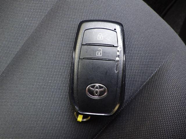 ヤリス Ｇ　６速マニュアル・１６インチアルミ・純正ナビ・バックカメラ　６速マニュアル・１６インチアルミ・ディスプレイオーディオ・純正ナビ・バックカメラ・レーダークルーズコントロール・オートマチックハイビーム・ブルートゥース・ステアリングリモコン・ＵＳＢポート（32枚目）