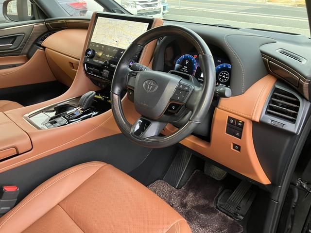 ヴェルファイアハイブリッド エグゼクティブラウンジ・ＪＢＬ・リアエンター・ムーンルーフ　ＪＢＬプレミアムサウンド　１４インチナビＴＶ　１４インチリアエンター　左右独立ムーンルーフ　ブラウン本革シート　エグゼクティブラウンジシート　セーフティセンス　ユニバーサルステップ（7枚目）