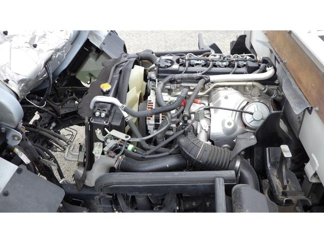 アトラストラック 平ボディ　２トン　１０尺　標準　全低床　ＭＴ　ディーゼル　荷台内寸　３１０×１６０×３８　車両外寸　４６９×１６９×１９９　車両総重量５．０ｔ未満　準中型免許証　４ナンバー　エンジン型式　ＺＤ３０　３０００ｃｃ　保証付　小型　トラック（36枚目）
