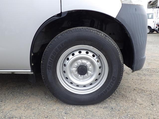 タウンエーストラック 平ボディ　０．８ｔ　ＭＴ　ガソリン　０．８トン　普通免許　荷台内寸　２５０×１６０×３６　車両外寸　４２７×１６７×１８９　車両総重量３．５ｔ未満　新普通免許証　４ナンバー　エンジン型式　３ＳＺ　１５００ＣＣ　保証付　小型　トラック（22枚目）