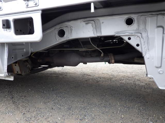 タウンエーストラック 平ボディ　０．８ｔ　ＭＴ　ガソリン　０．８トン　普通免許　荷台内寸　２５０×１６０×３６　車両外寸　４２７×１６７×１８９　車両総重量３．５ｔ未満　新普通免許証　４ナンバー　エンジン型式　３ＳＺ　１５００ＣＣ　保証付　小型　トラック（31枚目）