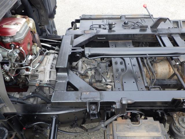 ダイナトラック 積載車　２．９５トン　ＭＴ　ディーゼル　セーフティーローダー　荷台内寸　５６６×２０５×１０　車両外寸　７６０×２１９×２２３　車両総重量７．５ｔ未満　準中型免許証　１ナンバー　エンジン型式　Ｎ０４Ｃ　４０００ＣＣ　保証付　小型　トラック（23枚目）