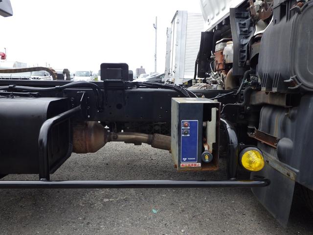 トヨエース セーフティーローダー　積載２．７ｔ　ＭＴ　ディーゼル　荷台内寸５６０×２０６×８　車両外寸７６５×２１８×２１９　車両総重量７．５ｔ未満　準中型免許証　１ナンバー　エンジン型式Ｎ０４Ｃ　４０００ＣＣ　保証付　小型　トラック（31枚目）