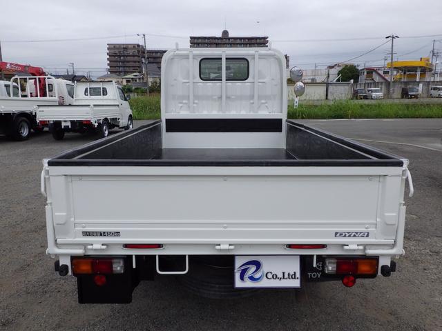 ダイナトラック 平ボディ　積載１．４５ｔ　１０尺　低床　ＭＴ　ディーゼル　荷台内寸３１０×１６０×３８　車両外寸４６９×１６９×１９９　車両総重量３．５ｔ未満　新普通免許証　４ナンバー　エンジン型式１ＫＤ　３０００ＣＣ　保証付　小型　トラック　荷台地上高約７５　荷台床鉄板張（5枚目）