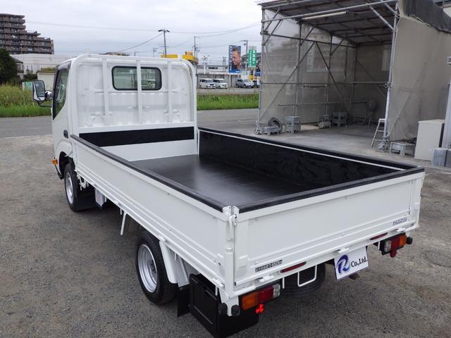 ダイナトラック 平ボディ　積載１．４５ｔ　１０尺　低床　ＭＴ　ディーゼル　荷台内寸３１０×１６０×３８　車両外寸４６９×１６９×１９９　車両総重量３．５ｔ未満　新普通免許証　４ナンバー　エンジン型式１ＫＤ　３０００ＣＣ　保証付　小型　トラック　荷台地上高約７５　荷台床鉄板張（26枚目）
