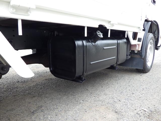 ダイナトラック 平ボディ　積載１．４５ｔ　１０尺　低床　ＭＴ　ディーゼル　荷台内寸３１０×１６０×３８　車両外寸４６９×１６９×１９９　車両総重量３．５ｔ未満　新普通免許証　４ナンバー　エンジン型式１ＫＤ　３０００ＣＣ　保証付　小型　トラック　荷台地上高約７５　荷台床鉄板張（36枚目）