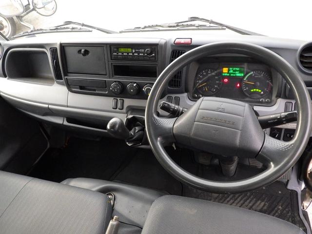 キャンター 深ダンプ　積載２ｔ　全低床　ＭＴ　ディーゼル　荷台内寸３０４×１５９×１１１　車両外寸４６９×１６９×１９８　車両総重量７．５ｔ未満　準中型免許証　４ナンバー　エンジン型式４Ｐ１０　３０００ＣＣ　保証付　小型　トラック（7枚目）
