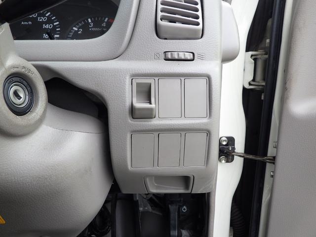 トヨエース 平ボディ　積載１．４５ｔ　１０尺　低床　ＭＴ　ディーゼル　荷台内寸３１０×１６０×３７　車両外寸４６９×１６９×１９８　車両総重量３．５ｔ未満　荷台地上高７３　普通免許　４ナンバー　エンジン型式　１ＫＤ　１４５０ｃｃ　保証付　小型　トラック（15枚目）