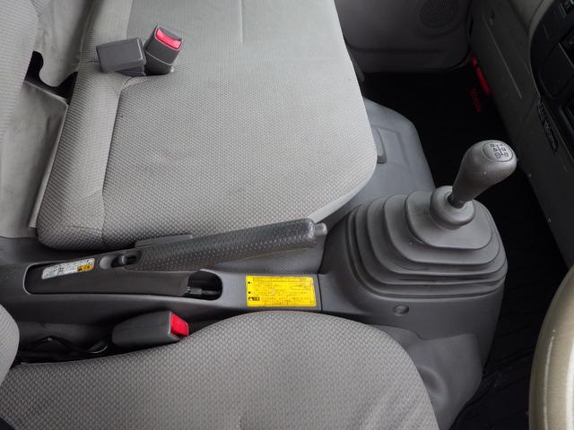 トヨエース 平ボディ　積載１．４５ｔ　１０尺　低床　ＭＴ　ディーゼル　荷台内寸３１０×１６０×３７　車両外寸４６９×１６９×１９８　車両総重量３．５ｔ未満　荷台地上高７３　普通免許　４ナンバー　エンジン型式　１ＫＤ　１４５０ｃｃ　保証付　小型　トラック（17枚目）