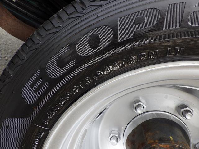 トヨエース 平ボディ　積載１．４５ｔ　１０尺　低床　ＭＴ　ディーゼル　荷台内寸３１０×１６０×３７　車両外寸４６９×１６９×１９８　車両総重量３．５ｔ未満　荷台地上高７３　普通免許　４ナンバー　エンジン型式　１ＫＤ　１４５０ｃｃ　保証付　小型　トラック（30枚目）