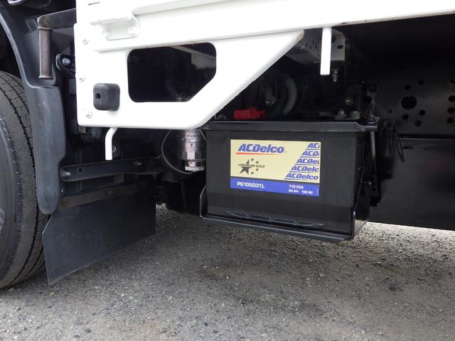 トヨエース 平ボディ　積載１．４５ｔ　１０尺　低床　ＭＴ　ディーゼル　荷台内寸３１０×１６０×３７　車両外寸４６９×１６９×１９８　車両総重量３．５ｔ未満　荷台地上高７３　普通免許　４ナンバー　エンジン型式　１ＫＤ　１４５０ｃｃ　保証付　小型　トラック（37枚目）