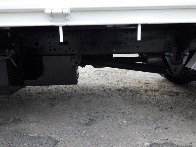 トヨエース 平ボディ　積載１．４５ｔ　１０尺　低床　ＭＴ　ディーゼル　荷台内寸３１０×１６０×３７　車両外寸４６９×１６９×１９８　車両総重量３．５ｔ未満　荷台地上高７３　普通免許　４ナンバー　エンジン型式　１ＫＤ　１４５０ｃｃ　保証付　小型　トラック（38枚目）