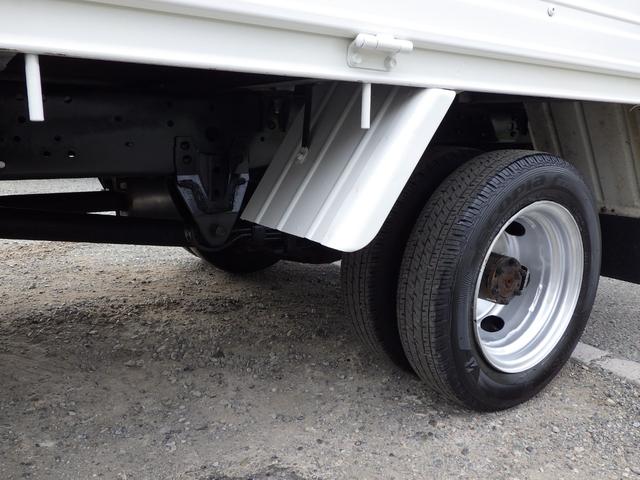 トヨエース 平ボディ　積載１．４５ｔ　１０尺　低床　ＭＴ　ディーゼル　荷台内寸３１０×１６０×３７　車両外寸４６９×１６９×１９８　車両総重量３．５ｔ未満　荷台地上高７３　普通免許　４ナンバー　エンジン型式　１ＫＤ　１４５０ｃｃ　保証付　小型　トラック（39枚目）