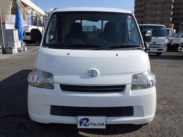 ライトエーストラック 平ボディ　Ｘエディション　積載０．８ｔ　ＭＴ　ガソリン　荷台内寸２５０×１６０×３６　車両外寸４２７×１６７×１８９　車両総重量３．５ｔ未満　新普通免許　４ナンバー　エンジン型式　３ＳＺ　１５００ｃｃ　保証付　小型　トラック（4枚目）