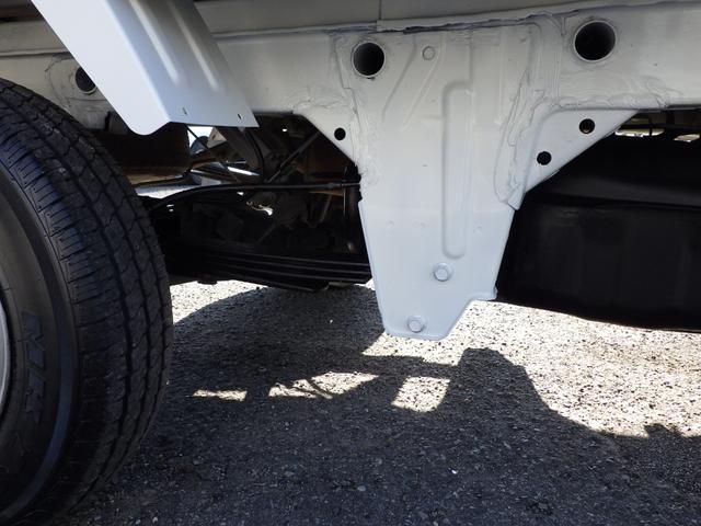 ライトエーストラック 平ボディ　Ｘエディション　積載０．８ｔ　ＭＴ　ガソリン　荷台内寸２５０×１６０×３６　車両外寸４２７×１６７×１８９　車両総重量３．５ｔ未満　新普通免許　４ナンバー　エンジン型式　３ＳＺ　１５００ｃｃ　保証付　小型　トラック（32枚目）