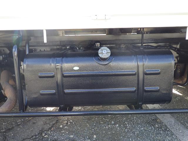 ダイナトラック 平ボディ　積載３ｔ　１０尺　標準　全低床　ＭＴ　ディーゼル　荷台内寸４６９×１６９×１９８　車両外寸３１０×１６０×３８　車両総重量７．５ｔ未満　準中型免許　４ナンバー　エンジン型式Ｎ０４Ｃ　４０００ｃｃ　保証付　小型　トラック（32枚目）