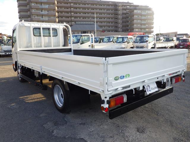 デュトロ 平ボディ 積載2t ワイド ロング MT ディーゼル 荷台内寸434×207×38 車両外寸619×219×223 車両総重量5.0t未満 準中型免許証 1ナンバー エンジン型式N04C 4000CC 保証付 小型 トラック(2枚目)