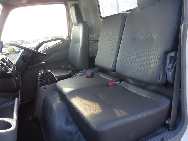 デュトロ 平ボディ 積載2t ワイド ロング MT ディーゼル 荷台内寸434×207×38 車両外寸619×219×223 車両総重量5.0t未満 準中型免許証 1ナンバー エンジン型式N04C 4000CC 保証付 小型 トラック(8枚目)