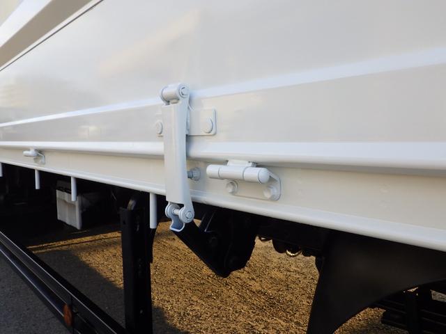 デュトロ 平ボディ 積載2t ワイド ロング MT ディーゼル 荷台内寸434×207×38 車両外寸619×219×223 車両総重量5.0t未満 準中型免許証 1ナンバー エンジン型式N04C 4000CC 保証付 小型 トラック(26枚目)