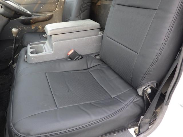 バネットトラック 平　ＤＸ　スーパーロー　積載０．８５ｔ　低床　ＭＴ　ガソリン　荷台内寸２４９×１６０×３８　車両外寸４３３×１６９×１８８　車両総重量３．５ｔ未満　新普通免許証　４ナンバー　エンジン型式Ｌ８　１８００ＣＣ　保証付　小型　トラック（10枚目）